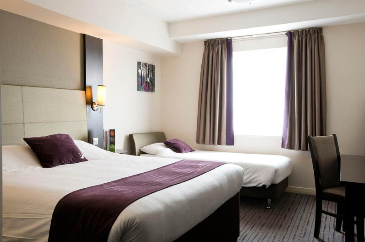 Premier Inn Glasgow Pacific Quay Exterior foto